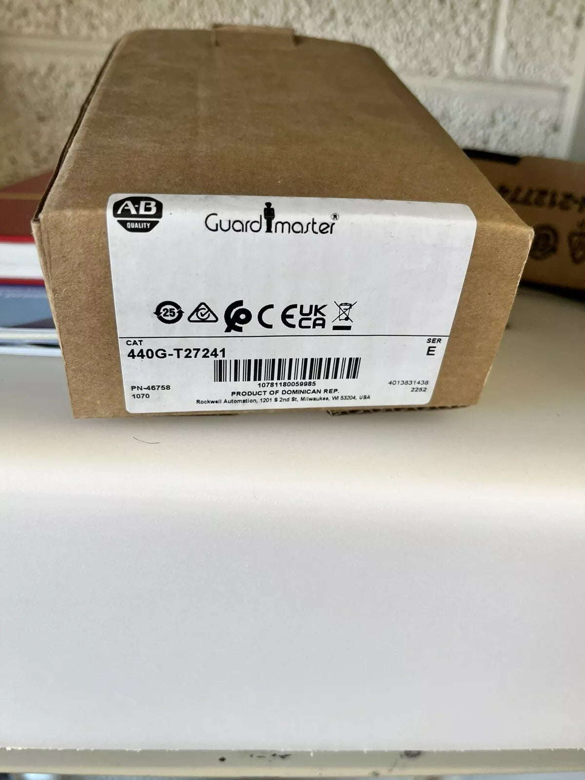 440G-T27241 New Allen Bradley Guardmaster TLS-GD2 Guardlock Switch ...